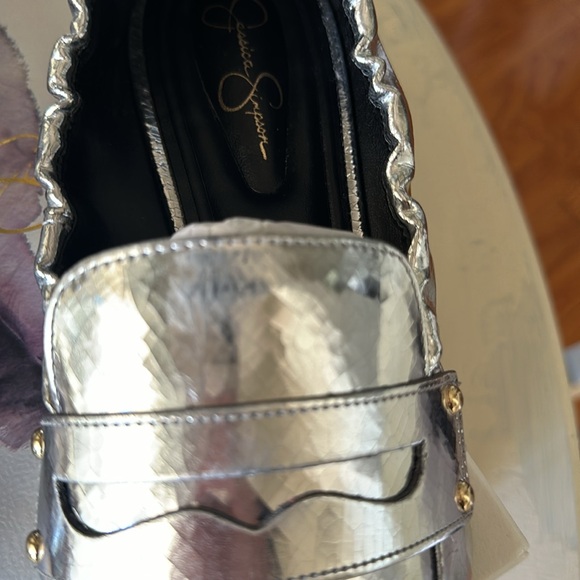 Metallic Silver Loafers Size 9 - Picture 6 of 9